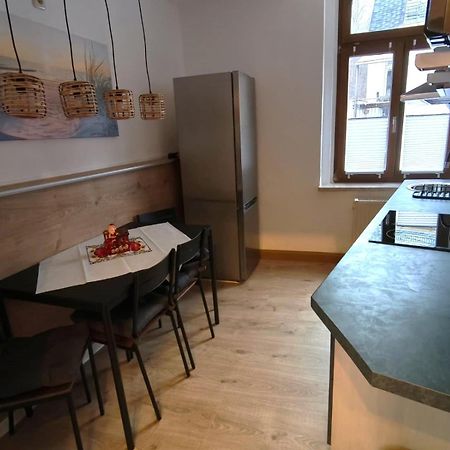 Zentral Und Ruhig In Auerbach Apartment Ауербах Екстериор снимка